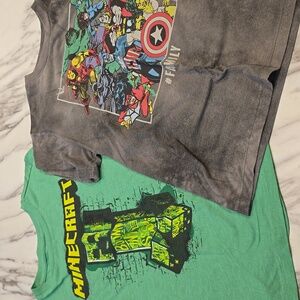 Boys Minecraft & Marvel Avengers T-Shirts Lot – Size S / 7